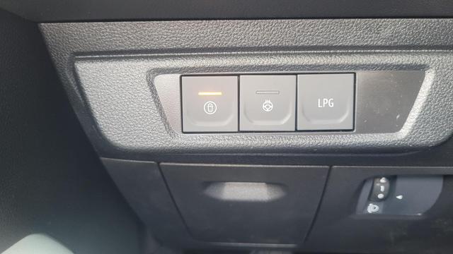 Dacia Sandero Stepway Expression Step 2026 ECO-G 120AT Extreme + WP/TP/DP 