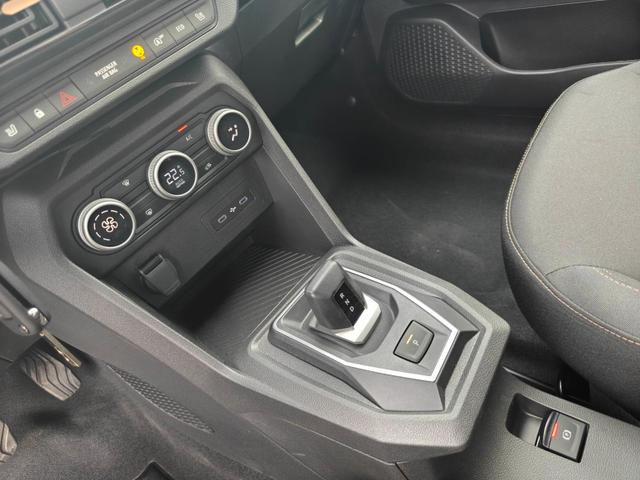 Dacia Sandero Stepway Expression Step Facelift ECO-G 120 AT 