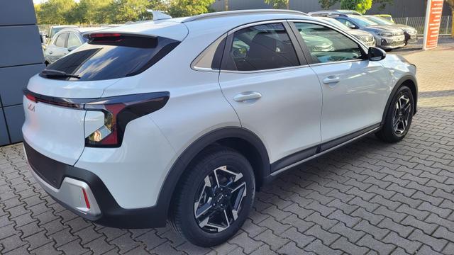 Kia XCeed Silver *Neues Modell DCT*LED*Navi*PDC*Cam*SHZ*Alu 