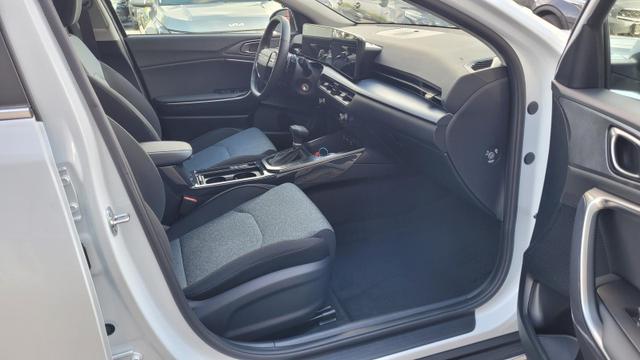 Kia XCeed Silver *Neues Modell DCT*LED*Navi*PDC*Cam*SHZ*Alu 