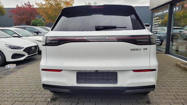 Geely E5 160 kW Max+ Max+*LED*Navi*SD*Shzg*PDC*360Cam*HUD*ACC*BFS* 
