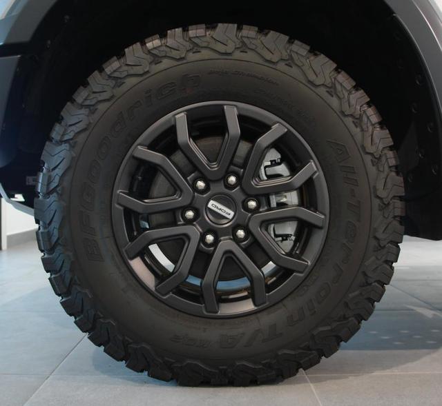 Ford Raptor e-4WD Doppelkabine 3.0 4WD Matrix AHK Navi 