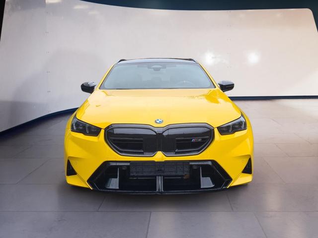 BMW M5 Basis Touring Comfort+DrivAssistPlus+FFC+Pano 