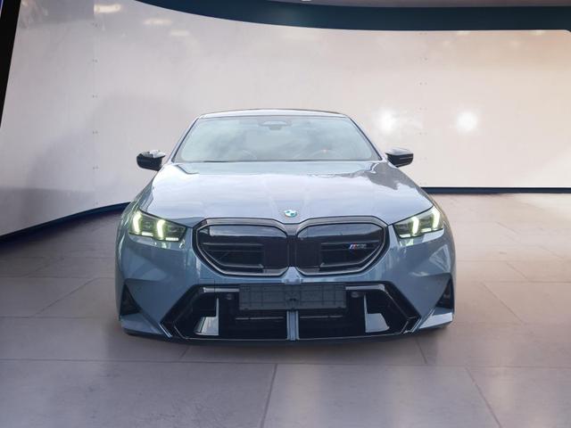 BMW M5 Basis Limousine ParkPro+DrivAssistPro+Comfort 