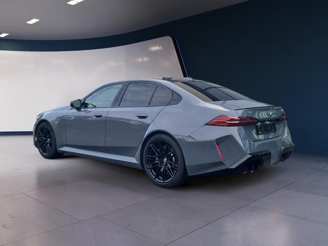 BMW M5 Basis Limousine ParkPro+DrivAssistPro+Comfort 