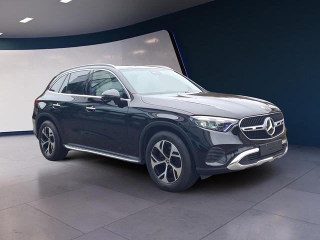 Mercedes-Benz GLC 220 d 4Matic (254.605) 220d Premium AHK Pano SitzKlima Distronic 