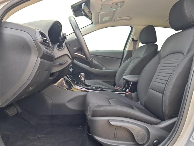 Hyundai i30 Kombi Advantage cw vAHK Navi LED DAB Kamera Winter 