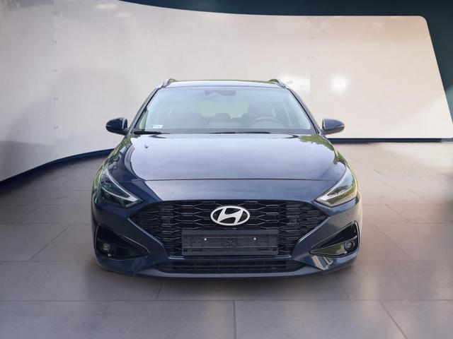 Hyundai i30 Kombi Advantage cw vAHK Navi LED DAB Kamera Winter 