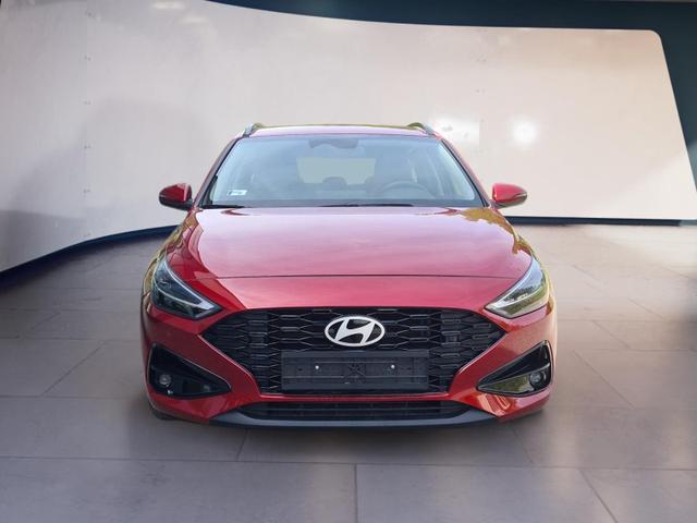 Hyundai i30 Kombi Advantage cw vAHK Navi LED DAB Kamera Winter 