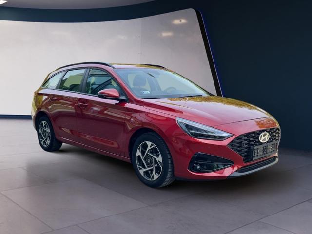 Hyundai i30 Kombi Advantage cw vAHK Navi LED DAB Kamera Winter 