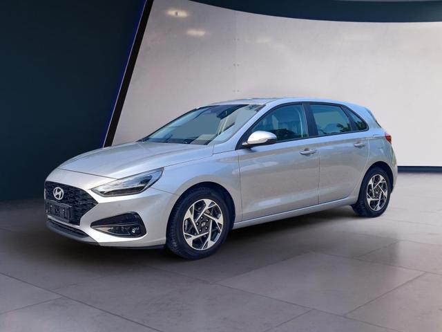 Hyundai i30 - Advantage vAHK Navi LED DAB Kamera Winter