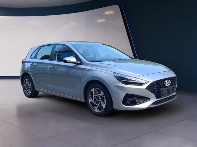 Hyundai i30 Advantage vAHK Navi LED DAB Kamera Winter 