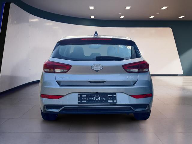 Hyundai i30 Advantage vAHK Navi LED DAB Kamera Winter 