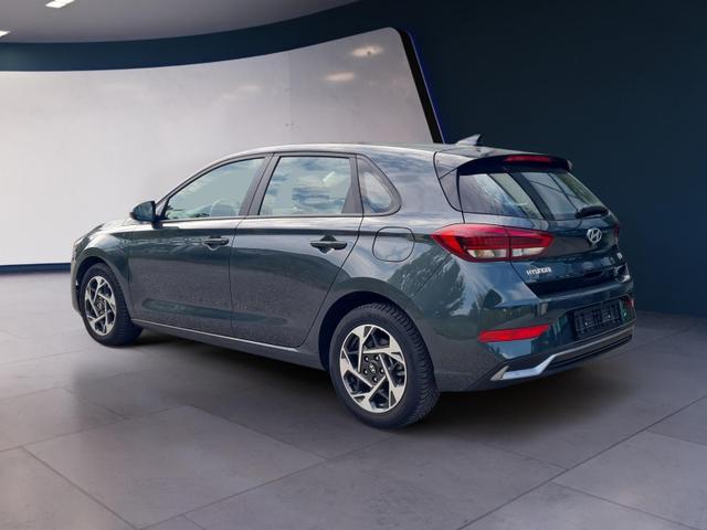 Hyundai i30 Advantage vAHK Navi LED DAB Kamera Winter 