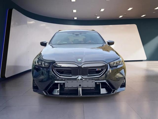 BMW M5 Basis Touring Comfort+DrivAssistPro+ParkPro+Pano 