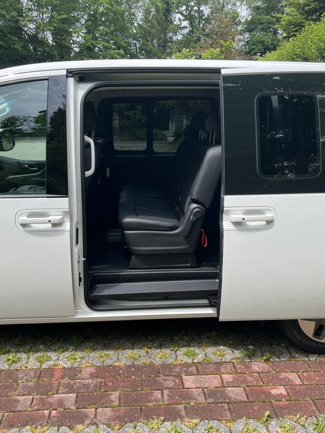 Hyundai STARIA 9-Sitzer*PRIME*Allrad*Pano*SOFORT 