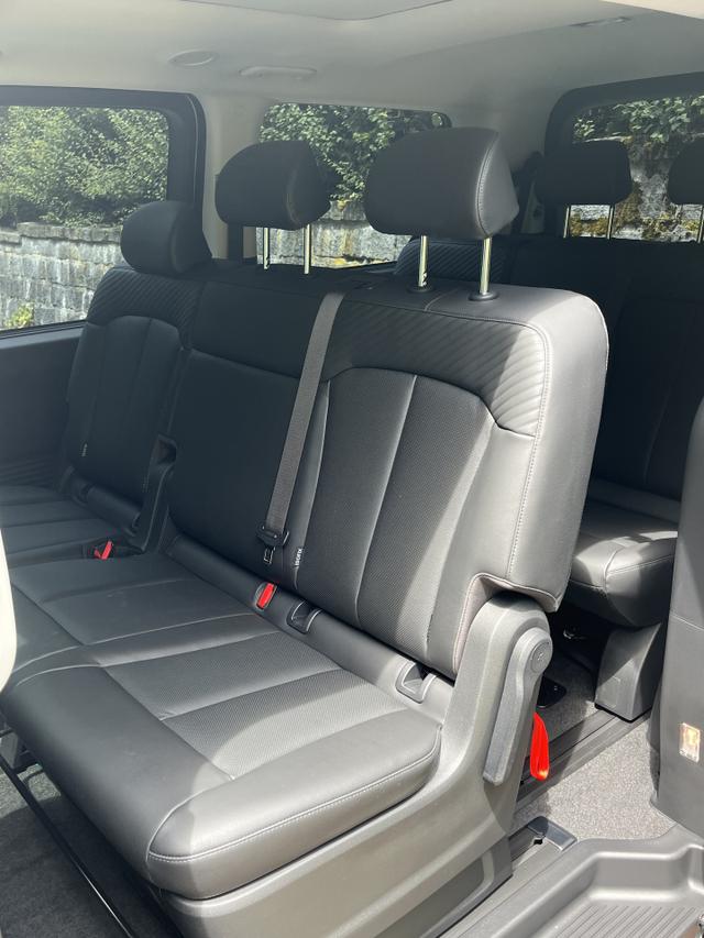 Hyundai STARIA 9-Sitzer*PRIME*Allrad*Pano*SOFORT 