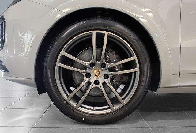 Porsche Cayenne E-Hybrid 