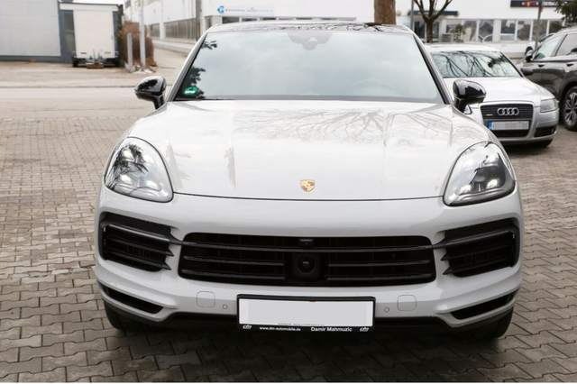 Porsche Cayenne Coupe E-Hybrid KREIDE APPROV 