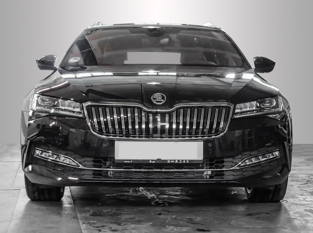 Skoda Superb Combi L&K 2.0 TDI DSG LED NAVI AHK 