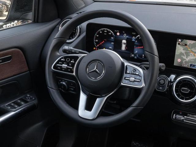 Mercedes-Benz GLA 250 4M Progressive/Wide/LED/Pano/Led 