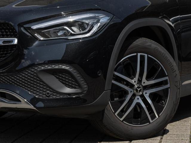 Mercedes-Benz GLA 250 4M Progressive/Wide/LED/Pano/Led 