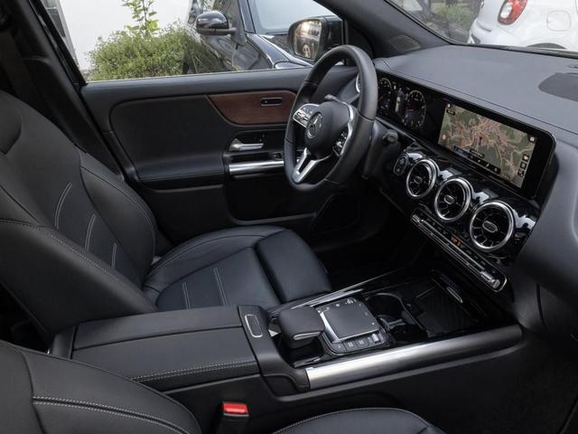 Mercedes-Benz GLA 250 4M Progressive/Wide/LED/Pano/Led 