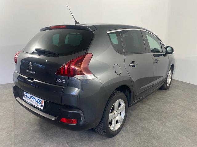 Peugeot 3008 1.6 HDi Professional Line 