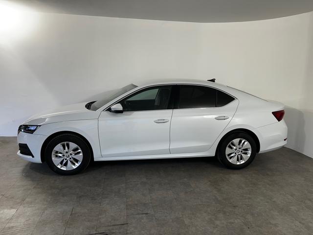Skoda Octavia 2.0 TDI DPF Ambition LED*RFK*VIRTUAL COCKPIT 