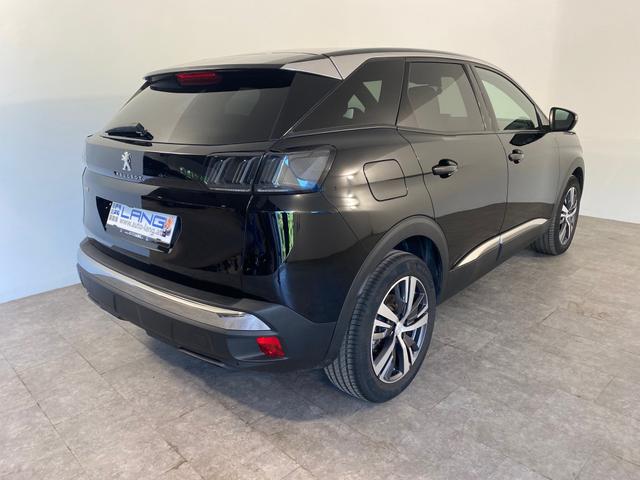 Peugeot 3008 1.2 PureTech 130 Allure LED*NAVI*RFK 