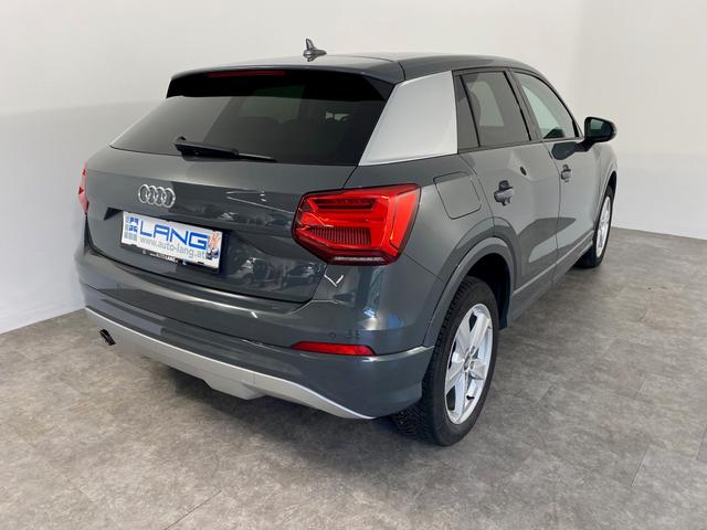 Audi Q2 1.0 TFSI sport LED*NAVI*AHK 