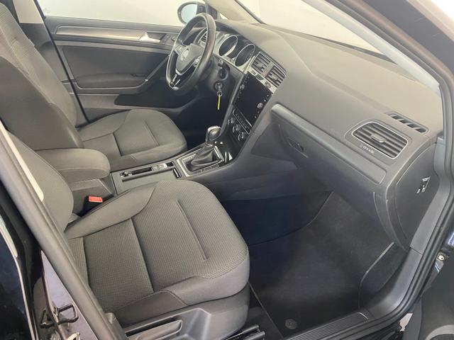 Volkswagen Golf VII 1.6 TDI DSG BMT Rabbit ACC*SITZHEIZUNG 