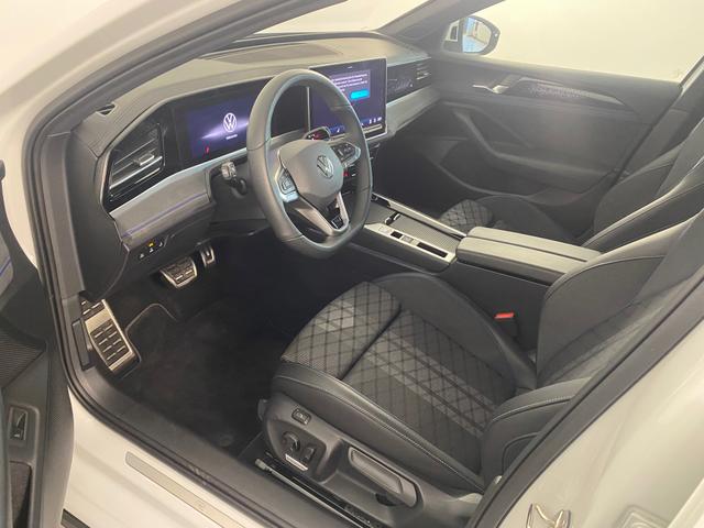 Volkswagen Passat Variant 2.0 TDI R-Line MATRIX*NAVI*ACC 