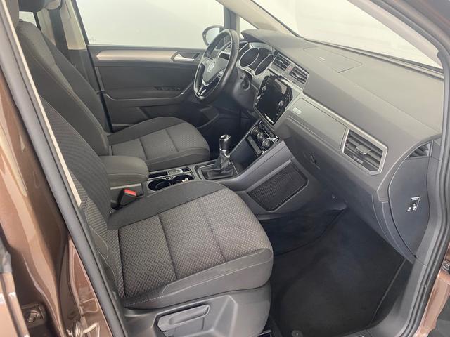 Volkswagen Touran 1.6 TDI BMT Comfortline LED*AHK*ACC*SITZHEIZUNG*NAVI 