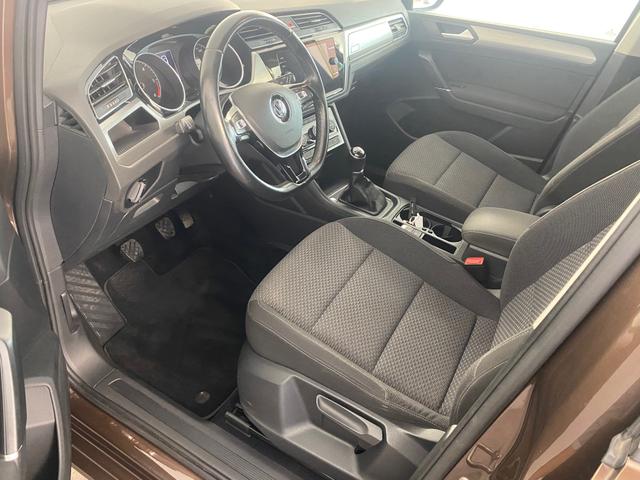 Volkswagen Touran 1.6 TDI BMT Comfortline LED*AHK*ACC*SITZHEIZUNG*NAVI 