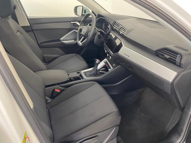 Audi Q3 40 2.0 TFSI quattro S Line PANORAMA*LED*NAVI 