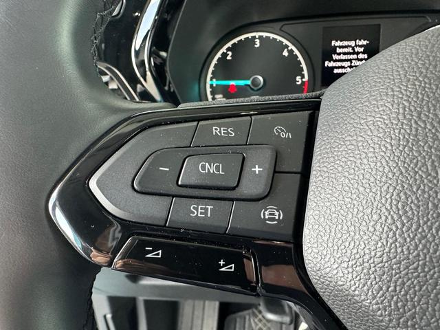 Ford Grand Tourneo Active 2,0 Eco Blue / Navi PDC V.&H./ Sitzheiz./ Klimaautom./ ALU17 LED Carplay Panodach 