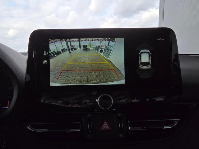 Hyundai i30 Kombi 1,5 TGDI MHD MT STYLE / Navi PDC V.&H./ Kamera Teilleder Sitz & Lenkr.Heiz./ LED 