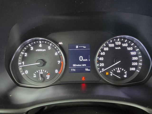 Hyundai i30 Kombi 1,5I MT COMFORT / PDC & Kamera Tempom./ Carplay ALU 16 Kurvenlicht 