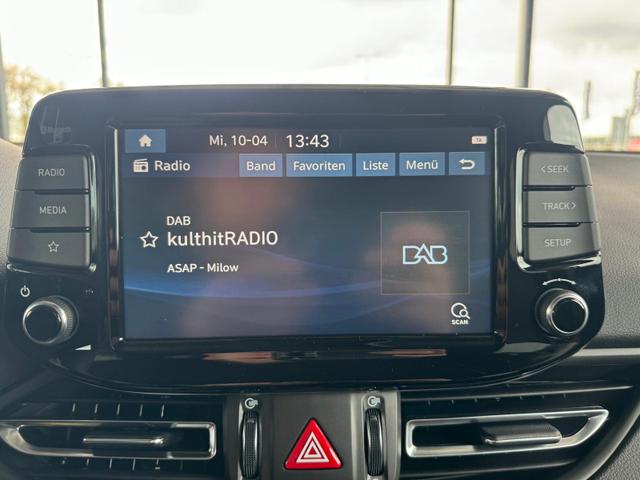Hyundai 1,0 TGDi Kombi Smart / Carplay PDC V&H.m.Kamera Klimaautom./ Sitz & Lenkr.Heiz./ LED ALU16 