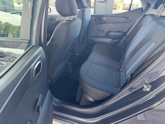 Hyundai i10 1.0 5MT Spring / Carplay Tempom./ Klima Nebel 