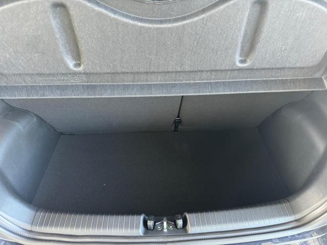 Hyundai i10 1.0 5MT Spring / Carplay Tempom./ Klima Nebel 