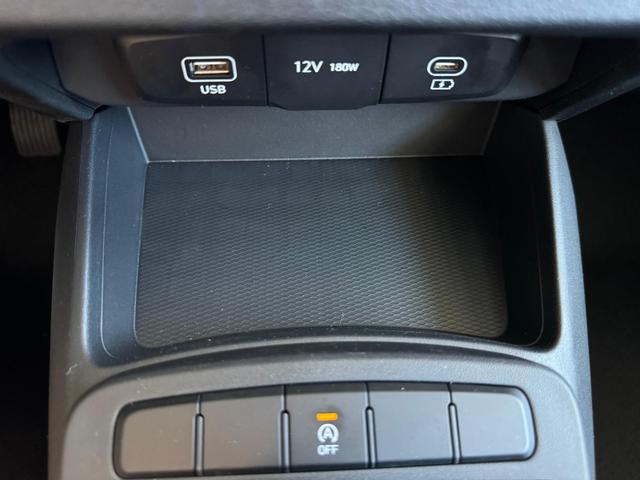 Hyundai i10 1.0 5MT Spring / Carplay Tempom./ Klima Nebel 