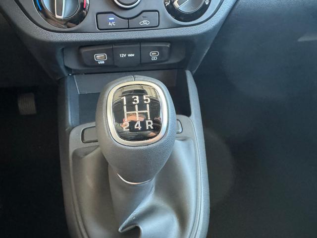 Hyundai i10 1.0 5MT Spring / Carplay Tempom./ Klima Nebel 