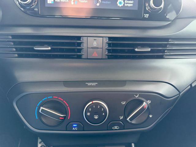 Hyundai BAYON Comfort 6MT 1.0 T-GDI 100 PS PDC m. Kamera / Tempom. Carplay Alu16 "Frei Haus geliefert, ab der 2. Bestellung" 