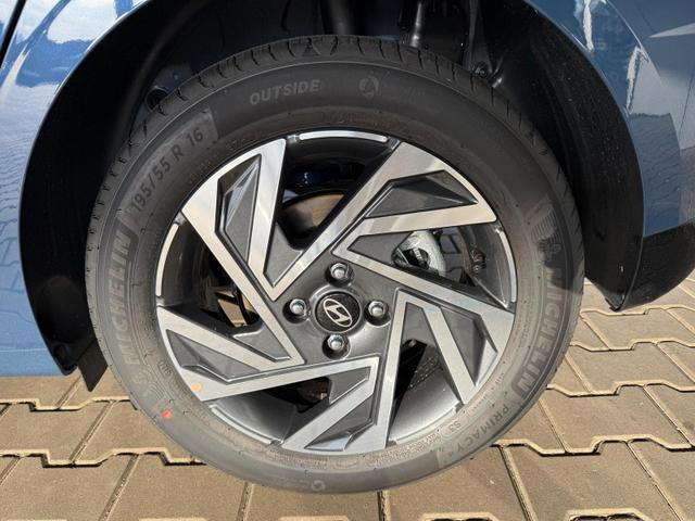 Hyundai i20 (BC3) GO Plus 1.2 MPI 79 PS 5MT Sitz + Lenkradheizung / Navi Tempomat PDC Kamera Alu16 