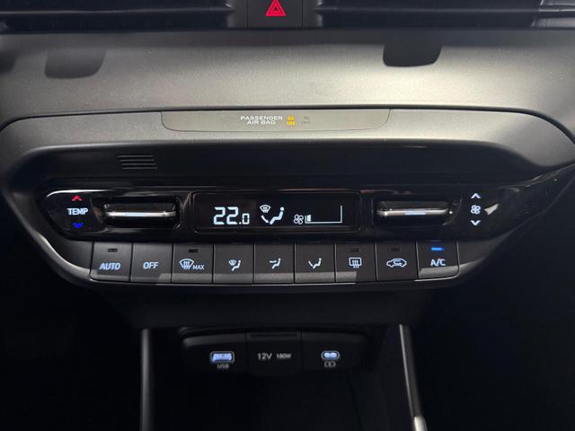 Hyundai i20 FL 1.0 T-GDI 100 PS 7DCT Family / Navi PDC m.Kamera Sitz & Lenkr.Heiz./ Klimaauto ALU16 