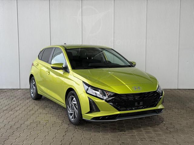 Hyundai i20 FL 1.0 T-GDI 100 PS 7DCT Family / Navi PDC m.Kamera Sitz & Lenkr.Heiz./ Klimaauto ALU16 