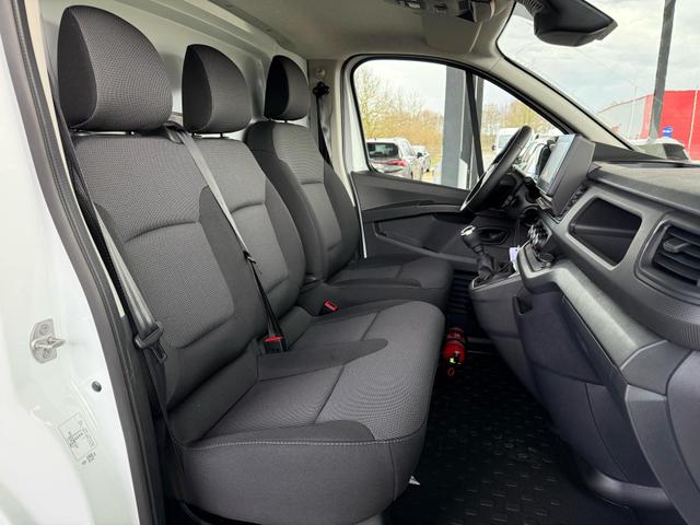 Renault Trafic Kastenwagen Advance L2H1 2.0 DCi 130 PK MT / 3.0T Doppelsitzb./ Kamera Trennwand Navi PDC V+H Carplay LED Allwetterbereifung 