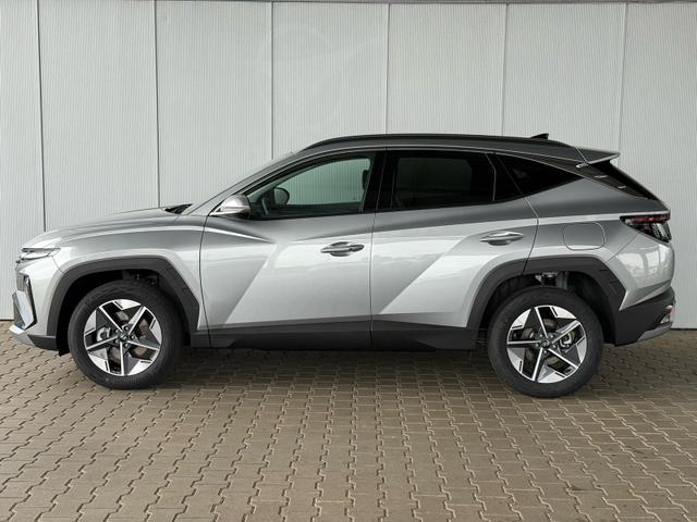 Hyundai TUCSON NX4 GO 1,6 T-GDi HEV 2WD AT / Navi ACC Keyless PDC V.&H. Kamera Sitz & Lenkr.Heiz./ LED Alu 18 